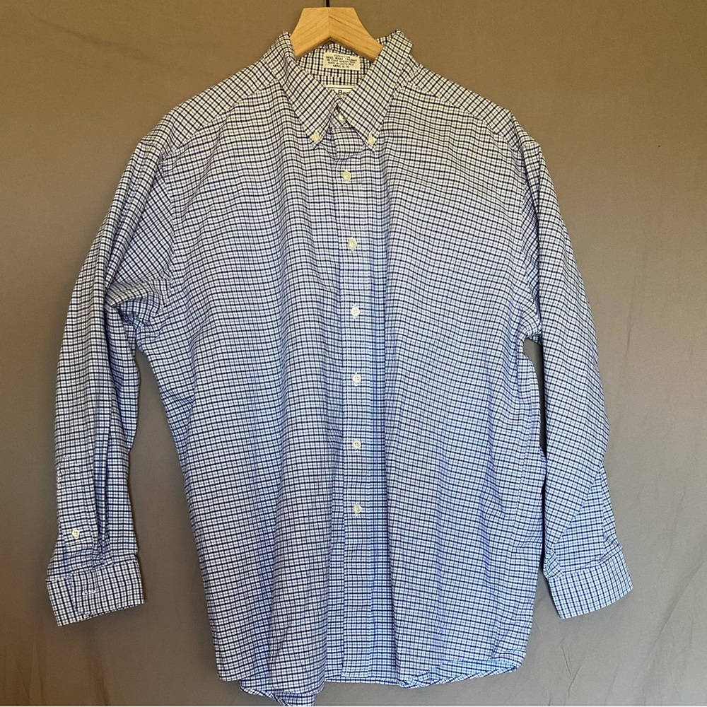 L.L. Bean Men’s Dress Blue and White Button Down Dress Shirt 18 Neck